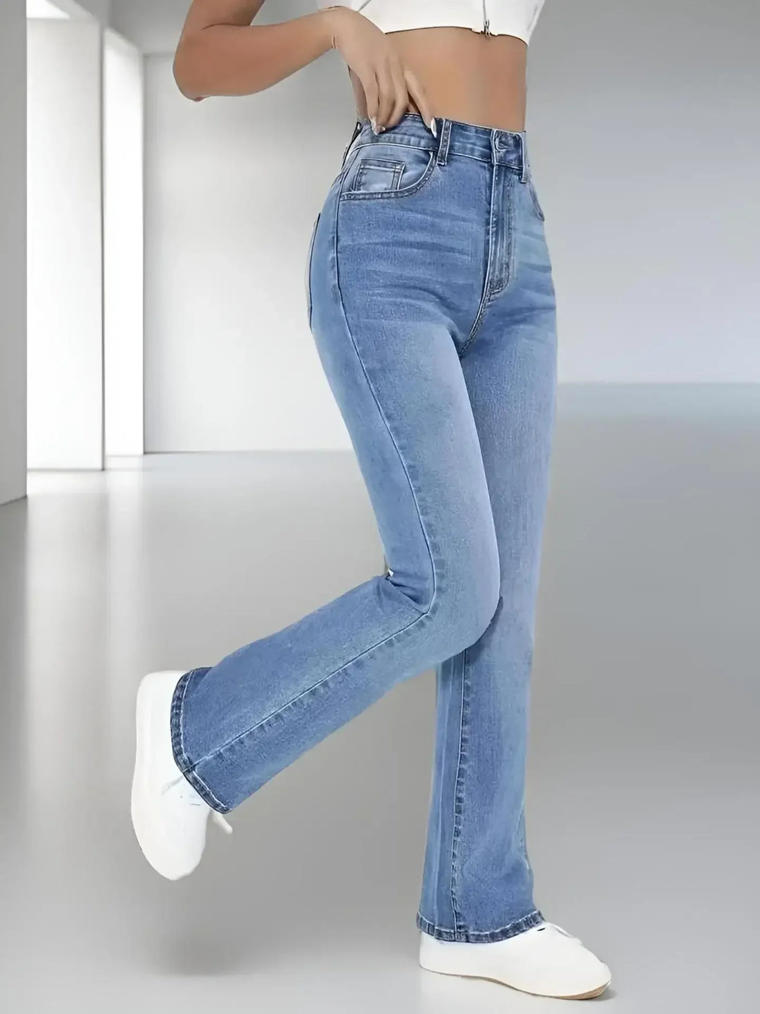 Y2K Fashion Trends Making a Comeback in 2026