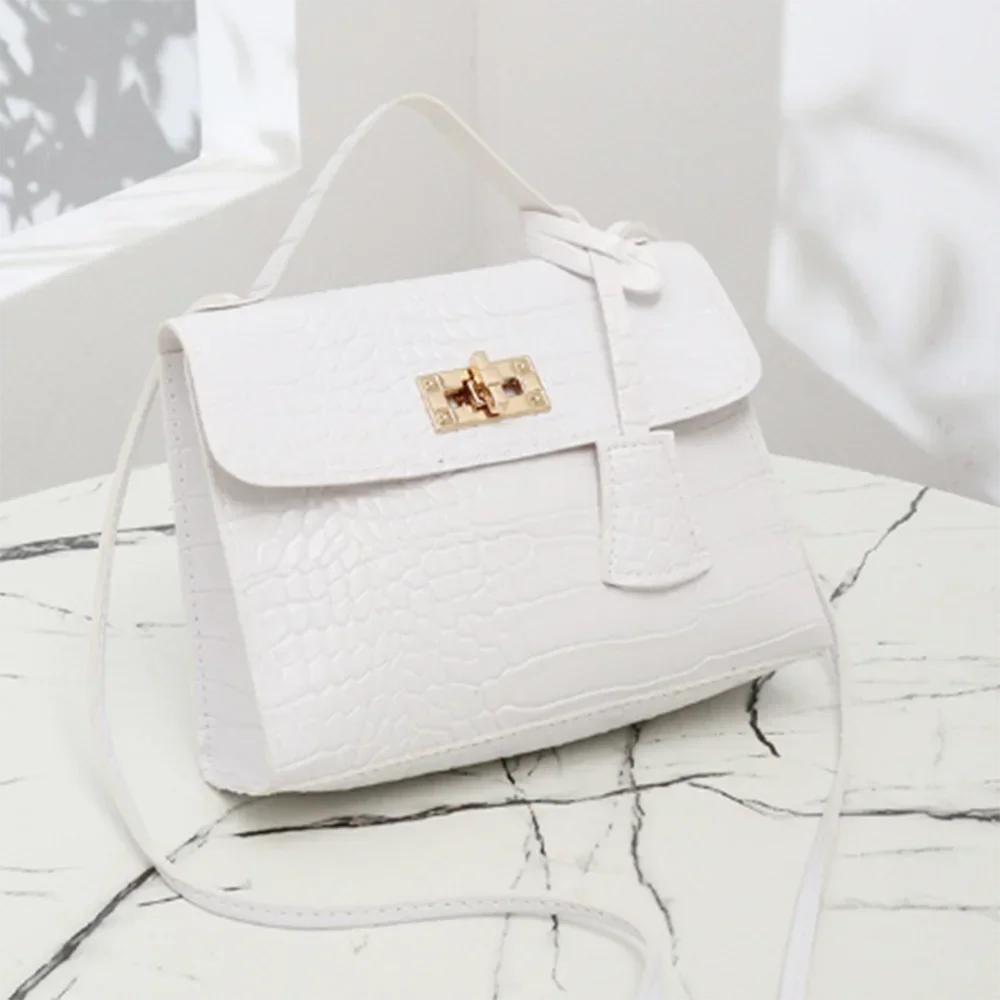 Women's Bag with crocodile imprint